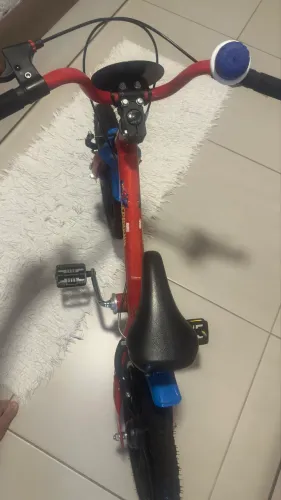 Vende-se Bicicleta infantil Homem Aranha