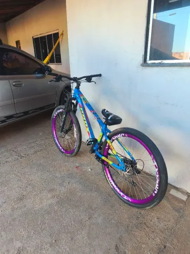 vendo bicicleta usada pouca fezes funcionando perfeitamente