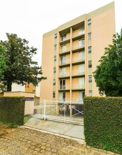 LOCAÇÃO | EXCELENTE APARTAMENTO REFORMADO COM 3 QUARTOS NO JUVEVÊ