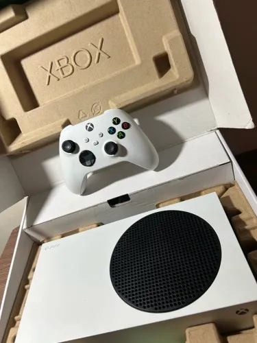 Xbox series S até 12x c/juros