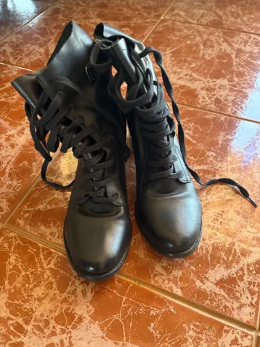 Bota de Couro Carmen Steffani