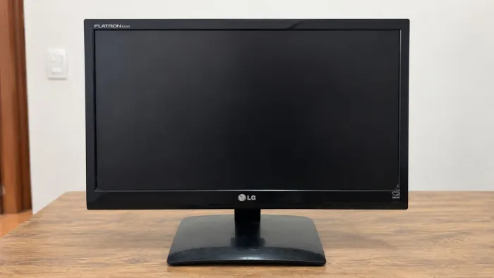 Monitor LG Flatron 21,5? Full HD LED E2241C-PN