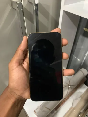 iPhone 13pro dourado