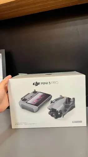 DJI Mini 5 Pro Combo fly more