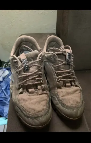 Bota oakley modoc low