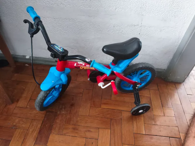 Bicicleta homem aranha aro 12