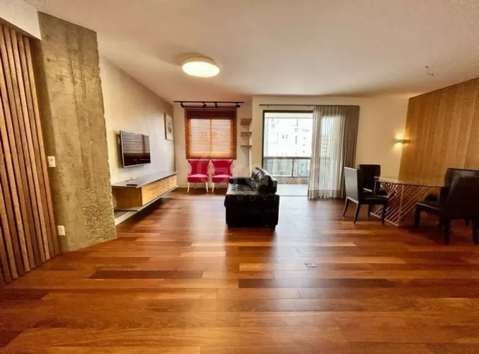 Apartamento de 134 m² com 3 quartos sendo 2 suítes no Centro