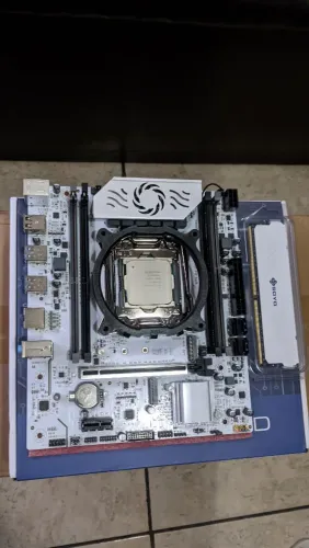 Kit Xeon 2682 V4, Placa Soyo X99, 8GB DDR4 + Cooler