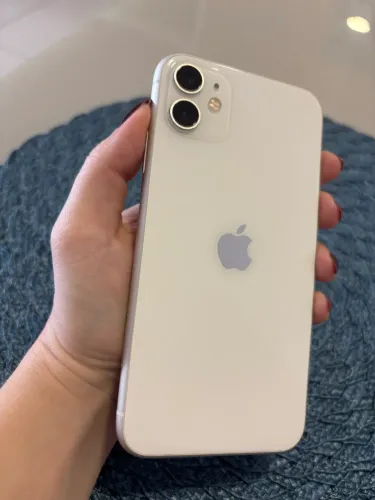 VENDO IPHONE 11 BRANCO 64GB USADO