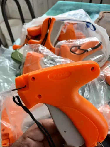 Pistolas ?  de tags novas  20 pcs para confecção e lojas 