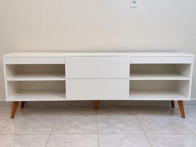Rack Branco Grande e Espaçoso