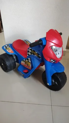 Moto elétrica bandeirante infantil