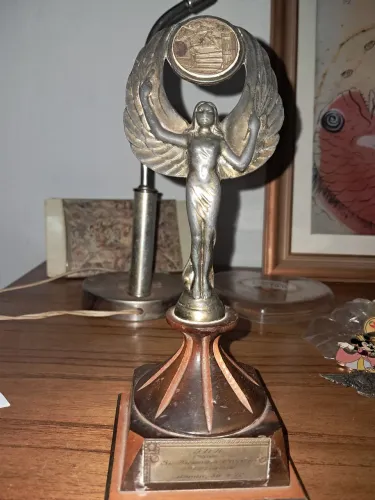 Antigo troféu Hipismo (antiquario)