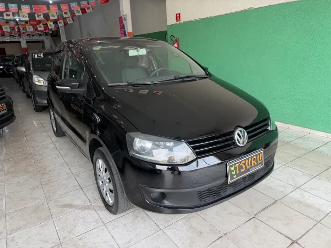 Volkswagen Fox 1.6 MI Total Flex 8V 5P 2013