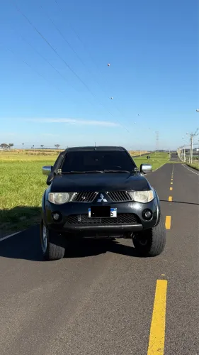 Mitsubishi L200 Triton HPE 3.2 CD TB Int.diesel AUT 2010