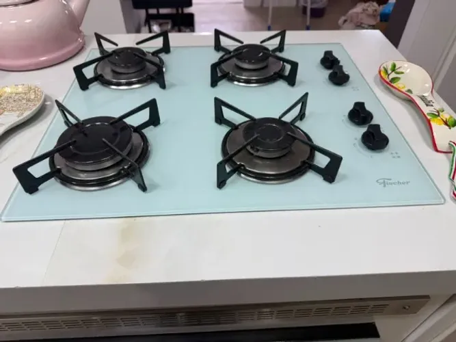 Conjunto de forno e fogão de embutir (Fischer)