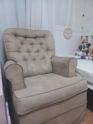 Poltrona de amamentação