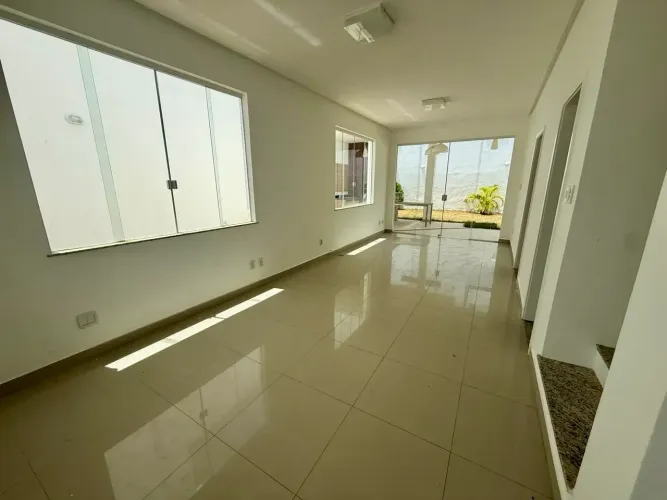 ALUGO CASA DUPLEX EM CONDOMÍNIO LADO PRAIA ARAÇAGY