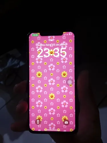 Iphone 11 PRO Max trincado 