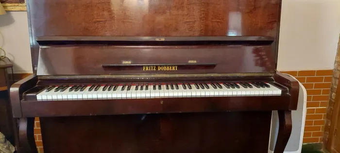 Piano Usado