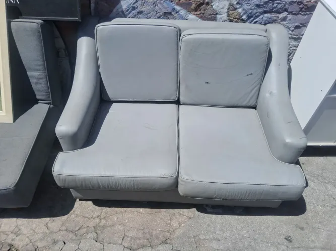 Sofa Cinza 2 lugares