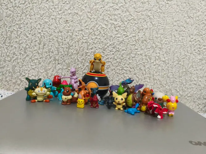 Pokemon miniaturas Colecionáveis ler descrição