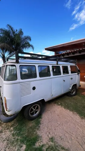 Volkswagen Kombi Standard/ Luxo/ Serie Prata 1990