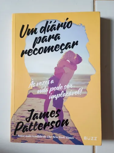 Livro seminovo