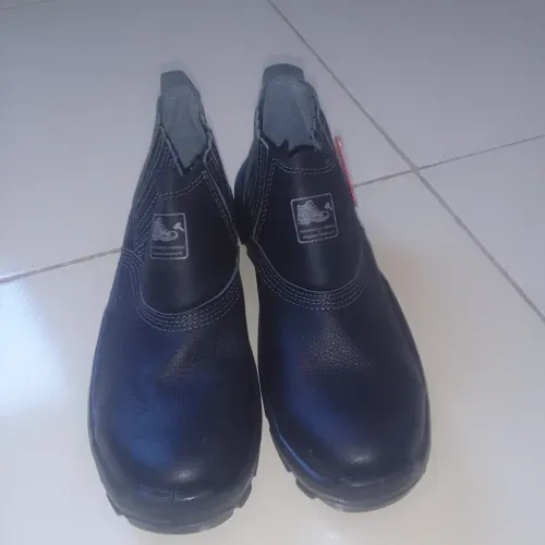 Bota bico de aço número 44