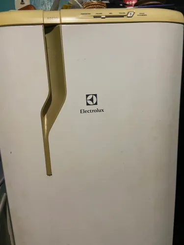 Geladeira Eletrolux
