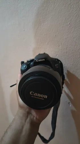 Câmera fotográfica Canon t3i
