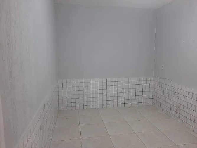 Aluga-se Casa de Fundo Térreo - Ceilândia - Setor O
