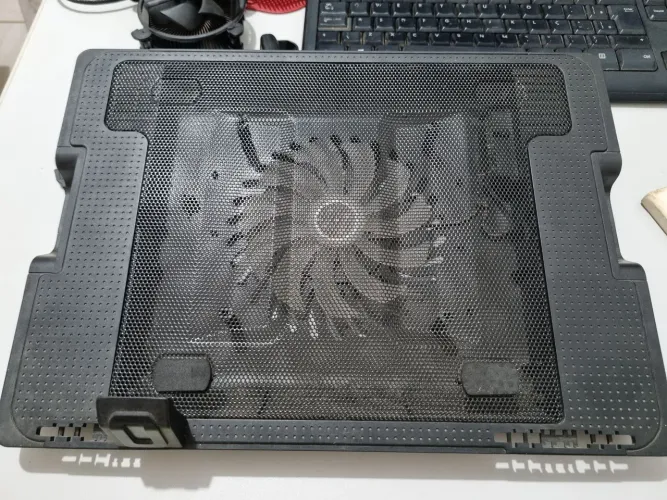 Base Notebook ventilada