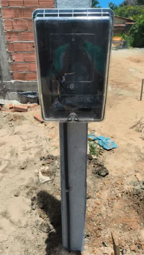 Poste e padrão Enel monofásico bifásico ou trifásico 