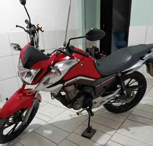 Moto Honda Titan