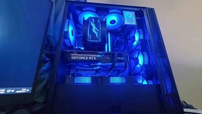 PC GAMER I9 9900K