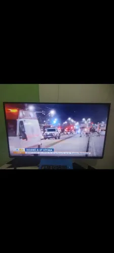 Tv smart 40poleg