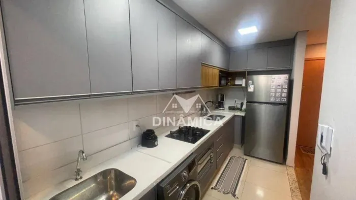 Apartamento com 2 dormitórios para alugar, 58 m² por R$ 1.700/mês - Chácara Santa Antoniet