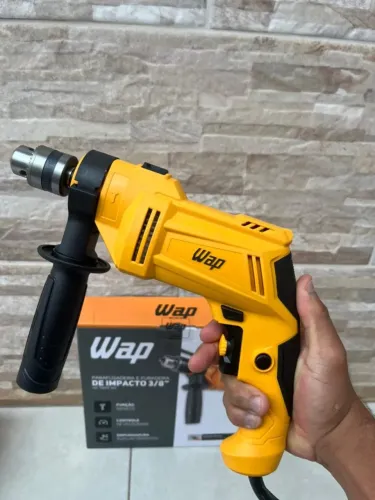 Furadeira de Impacto Wap 700W WF 700FE W2 - 3/8? Mandril + Empunhadura Auxiliar