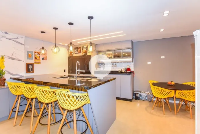 CASA EM CONDOMÍNIO COM 338M², 3 SUÍTES E ÁREA DE LAZER COMPLETA NO PARQUE DA FONTE