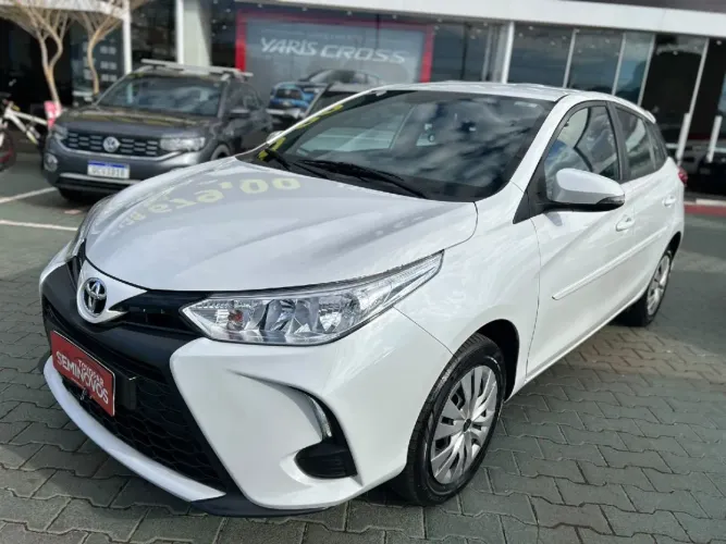 Toyota Yaris XL 1.5 Flex 16V 5P Aut. 2024