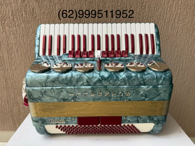 Acordeon sanfona gaita Scandalli 120 baixos em 4/5 oitavada tamanho normal 