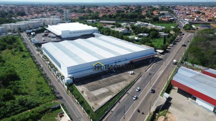 Galpão para Alugar, 2200 m² no Gurupi - Teresina/PI