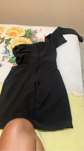 dois vestidos novo pra vende no precinho