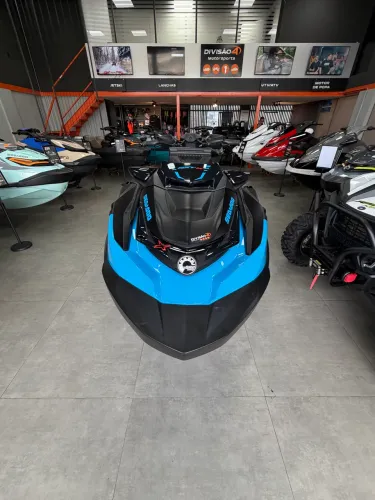 Jetski Sea Doo RXT 325 hp ano 2026