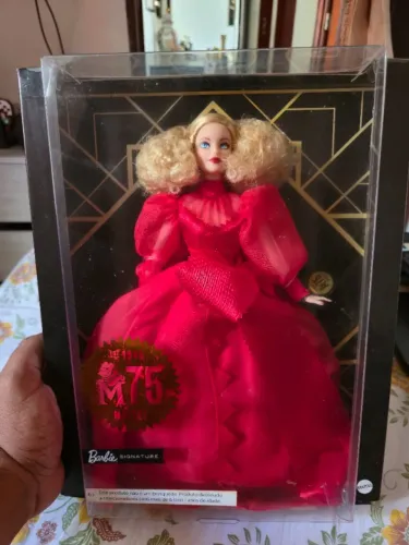 Barbie Signature Mattel 75 Anos GMM98 Lacrada Colecionador