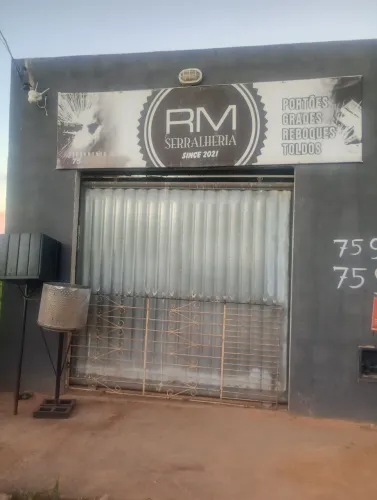 Vende se um galpão no bairro caburé 