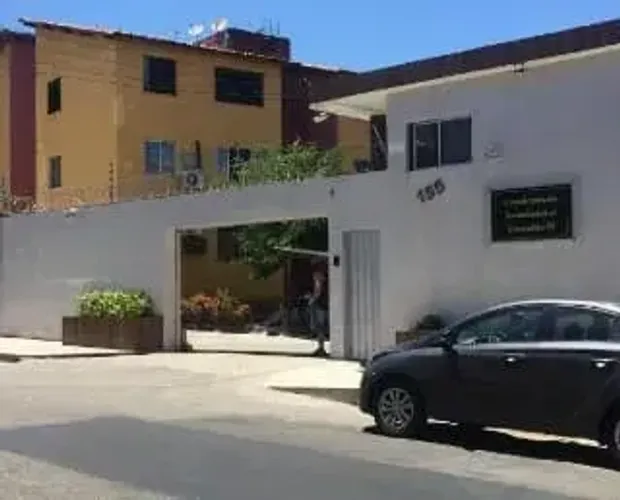 Imóvel para venda possui 50 metros quadrados com 2 quartos em Itaperi - Fortaleza - CE