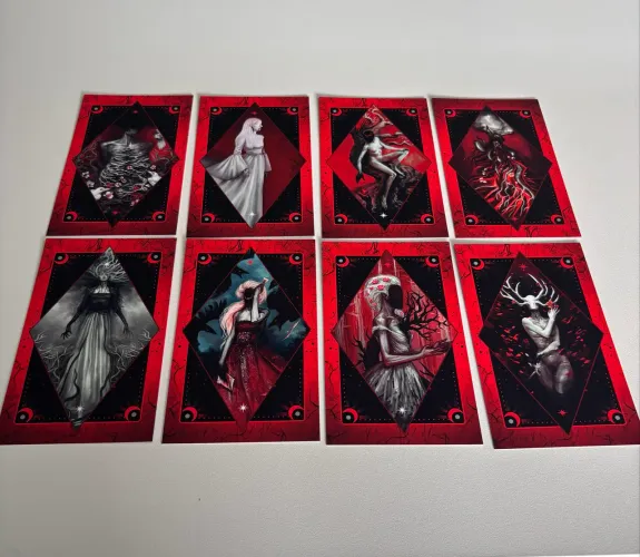 8 Cards colecionáveis Princesas Dark ( Darkside)