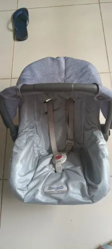Vendo Bebê Conforto Burigoto